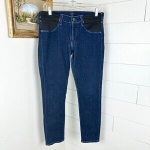 Women's Dark Blue Jeans
